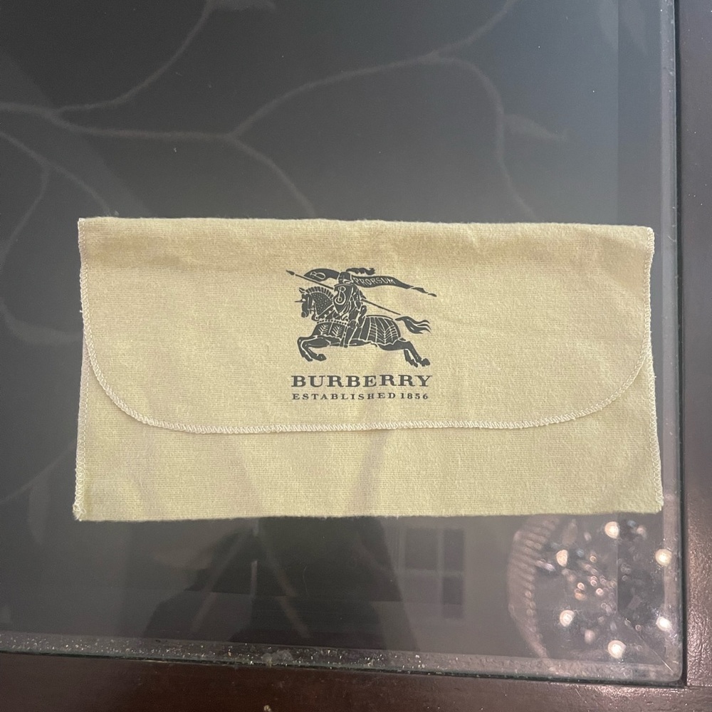 Burberry wallet dust cover.